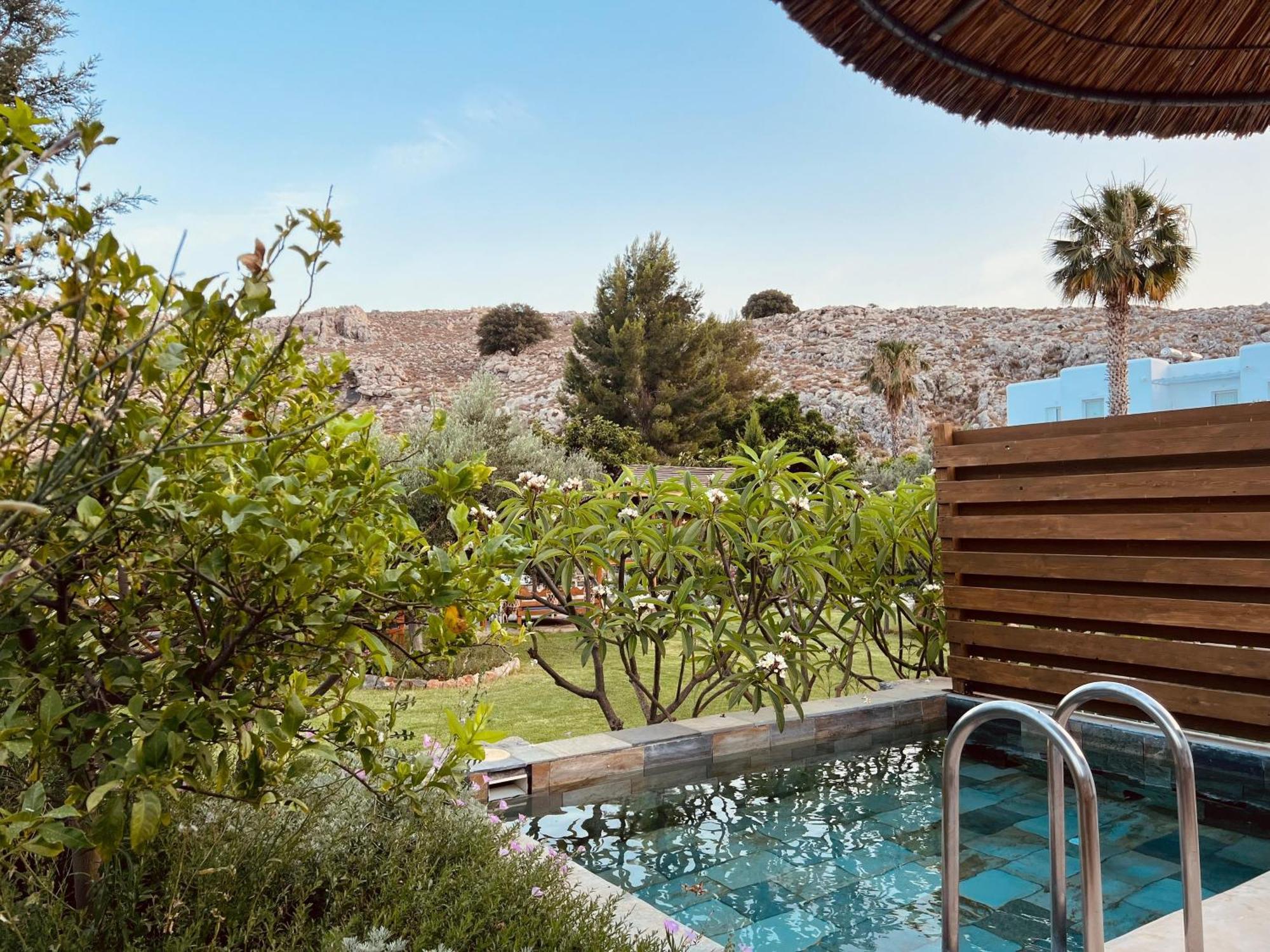 Caesars Gardens Hotel & Spa - Adults Only 林都斯 外观 照片