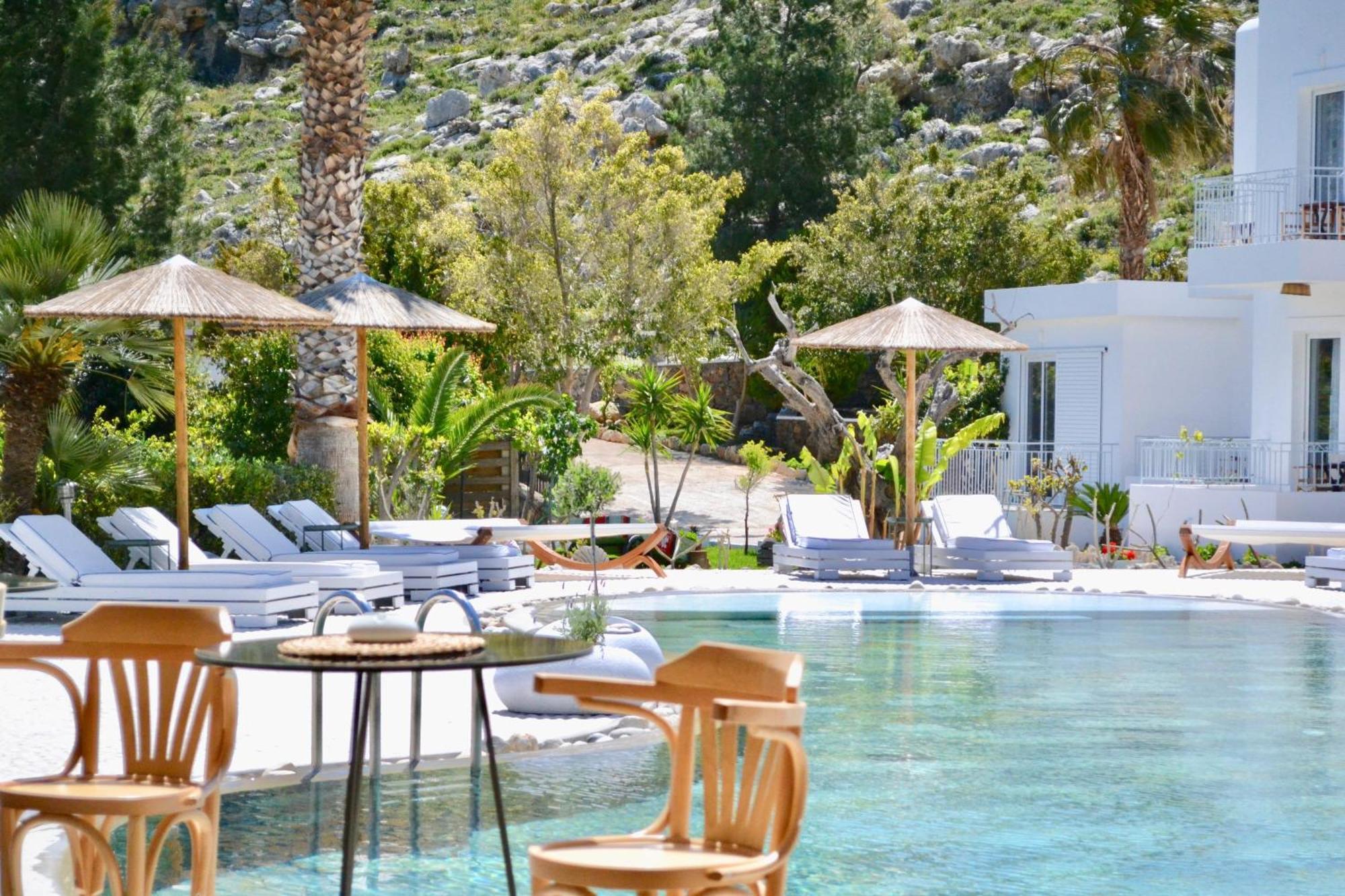 Caesars Gardens Hotel & Spa - Adults Only 林都斯 外观 照片